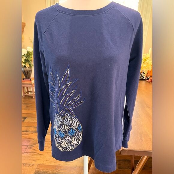 Tommy Bahama Icon Pineapple Embroidered Sweatshirt Blue Crew Neck Pullover M - Picture 4 of 7